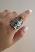 Load image into Gallery viewer, Size 9 Spoon Ring
