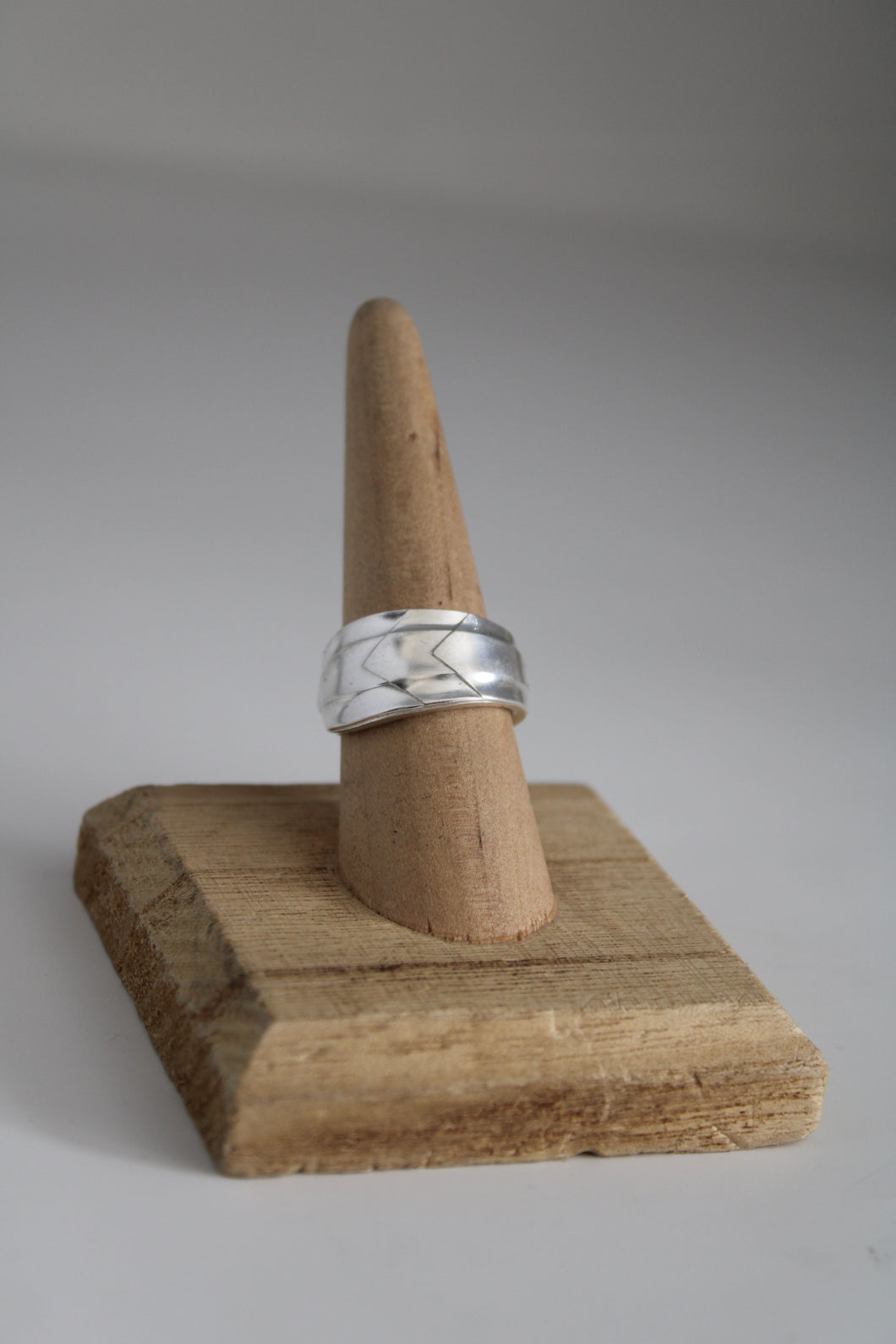 Size 8 Spoon Ring