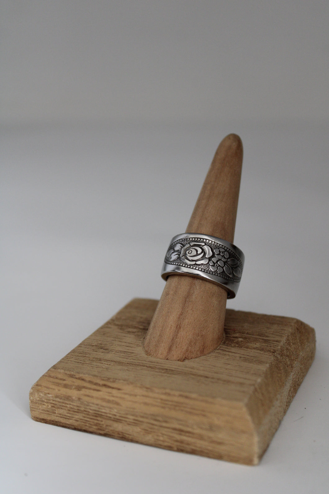 Size 8/8.5 Spoon Ring