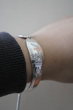 Load image into Gallery viewer, Spoon Bracelet
