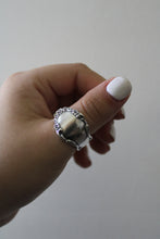 Load image into Gallery viewer, Size 9 Spoon Ring
