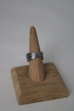 Load image into Gallery viewer, Retro Spoon Ring | Stainless Steel
