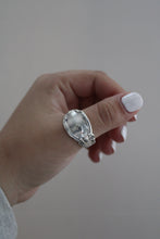 Load image into Gallery viewer, Size 10.5/11 Spoon Ring
