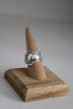 Load image into Gallery viewer, Size 7.5/8 Spoon Ring
