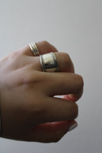 Load image into Gallery viewer, Size 6.5 Spoon Ring
