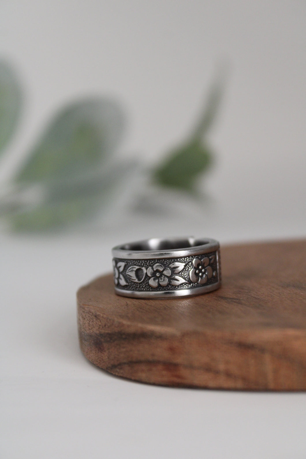 Size 8.5/9 Spoon Ring