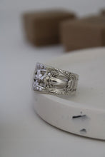 Load image into Gallery viewer, Spoon Ring | Filigree
