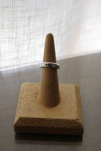 Load image into Gallery viewer, Angel Number Prong Ring
