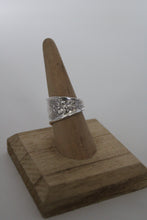 Load image into Gallery viewer, Spoon Ring | 1909 Beauty
