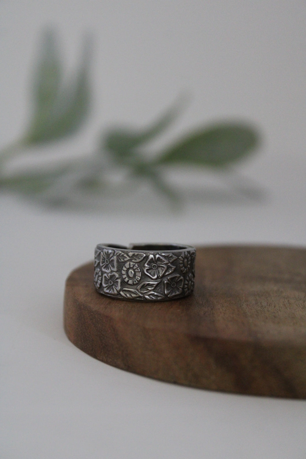 Size 7.5/8 Spoon Ring
