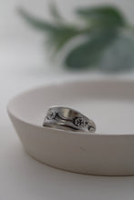 Load image into Gallery viewer, Spoon Ring | May
