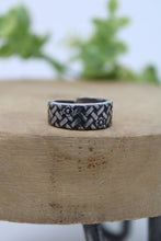 Load image into Gallery viewer, Spoon Ring | Woven
