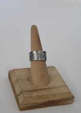 Load image into Gallery viewer, Spoon Ring | Dreamy | Stainless Steel
