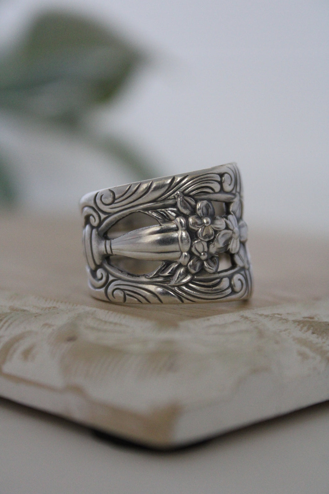 Size 9.5 Spoon Ring