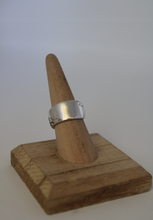Load image into Gallery viewer, Spoon Ring | 1954 Endearable
