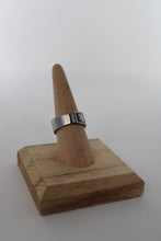 Load image into Gallery viewer, Size 7.5/8 Spoon Ring
